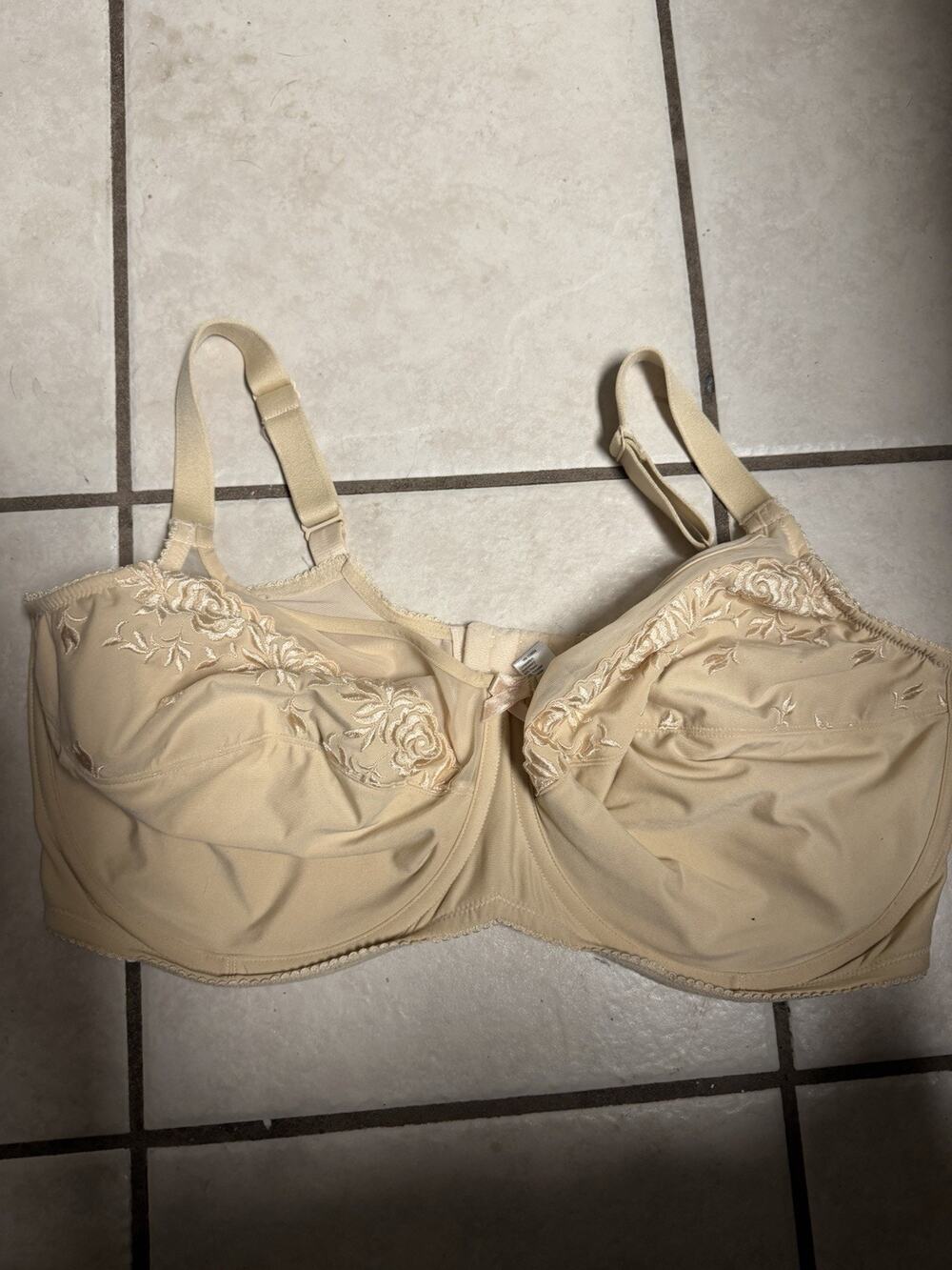 ELILA Embroidered Full Coverage Underwire 44g Beige Nude Tan Bra
